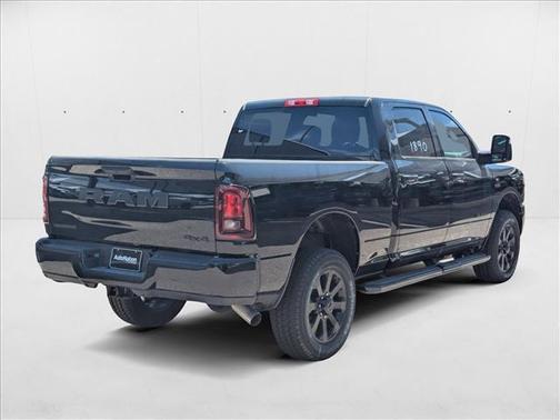 2025 RAM 2500 Big Horn Crew Cab 4x4 6'4' Box