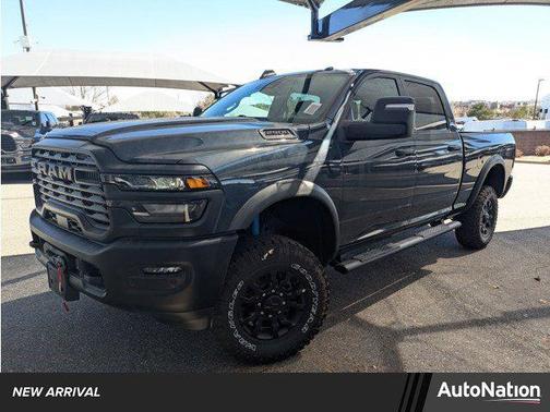 2026 RAM 2500 Tradesman Crew Cab 4x4 6'4' Box