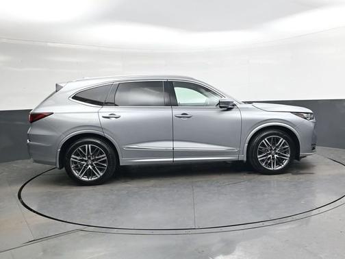2025 Acura MDX 