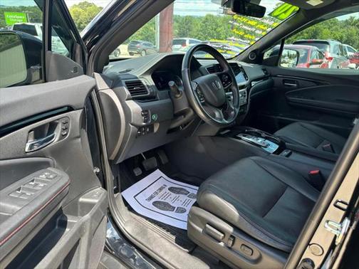 2020 Honda Pilot AWD Black Edition
