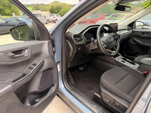 Vapor Blue Metallic 2024 Ford Escape Active