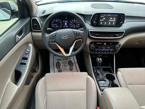 2019 Hyundai TUCSON SE