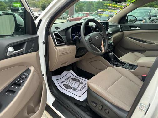2019 Hyundai TUCSON SE