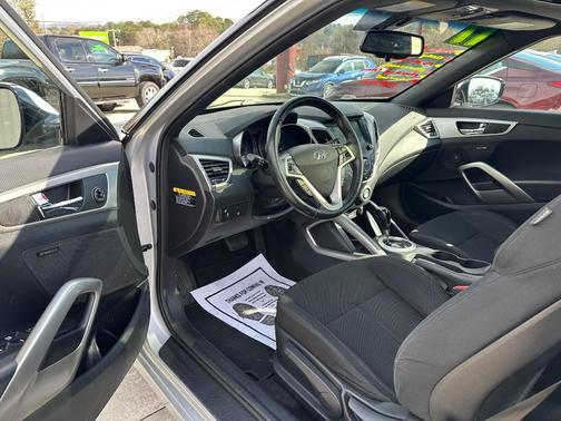 2017 Hyundai Veloster Value Edition