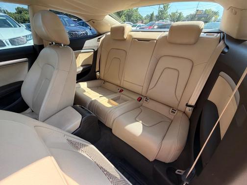 White 2015 Audi A5