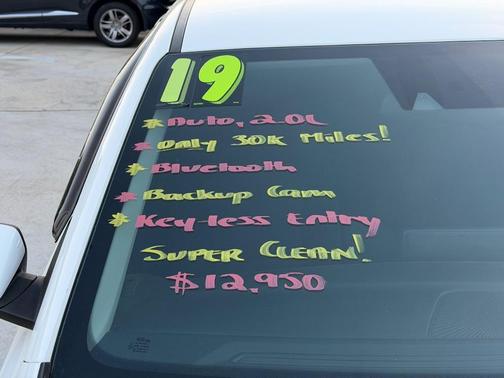 Clear White 2019 Kia Forte LXS