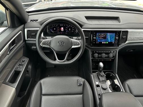 2023 Volkswagen Atlas Cross Sport 3.6L V6 SE w/Technology