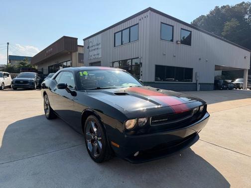 Black Clearcoat 2014 Dodge Challenger Rallye Redline