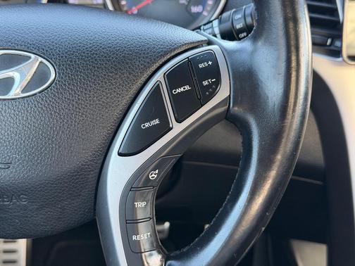 2013 Hyundai Elantra GT Base