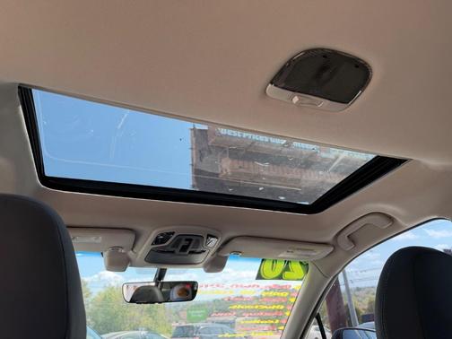 Ice Silver Metallic 2020 Subaru Outback Onyx Edition XT