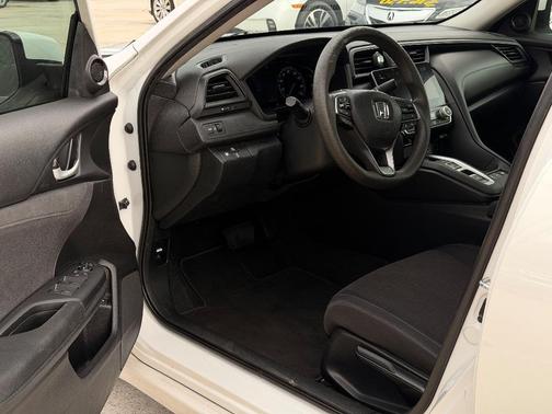 Platinum White Pearl 2022 Honda Insight EX