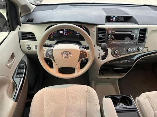 2012 Toyota Sienna LE