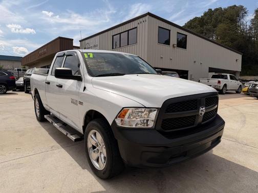 Bright White Clearcoat 2017 RAM 1500 Tradesman