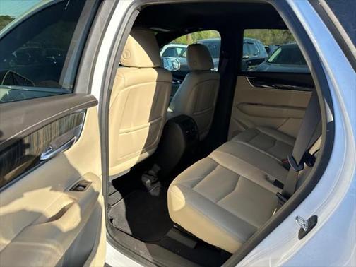 2017 Cadillac XT5 Base