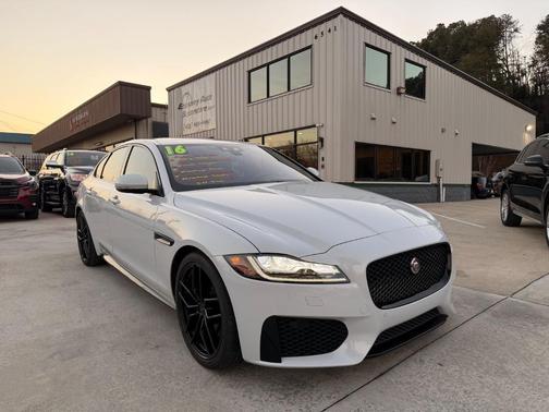 2016 Jaguar XF S
