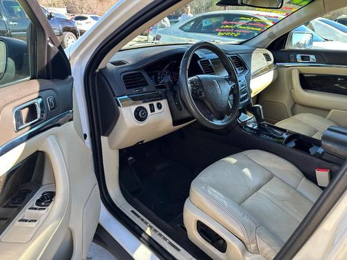 2013 Lincoln MKS Base