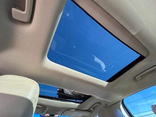 2013 Lincoln MKS Base