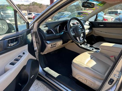 2017 Subaru Outback 2.5i