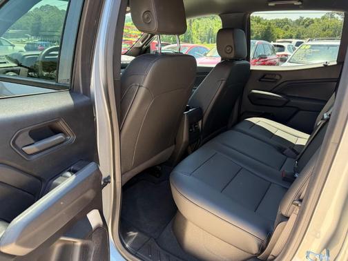 Sterling Gray Metallic 2024 Chevrolet Colorado Trail Boss