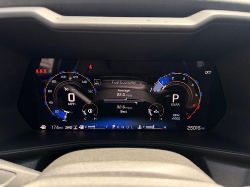 Sterling Gray Metallic 2024 Chevrolet Colorado Trail Boss