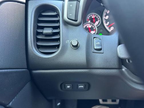 2005 Chevrolet Corvette Base