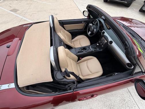 2010 Mazda MX-5 Miata Grand Touring