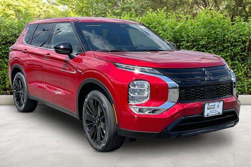 Red Diamond 2026 Mitsubishi Outlander LE 1.5T S-AWC