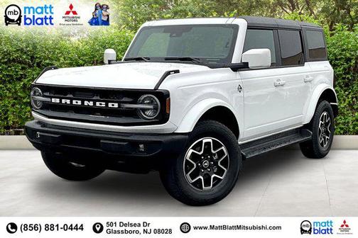 Oxford White 2025 Ford Bronco Outer Banks