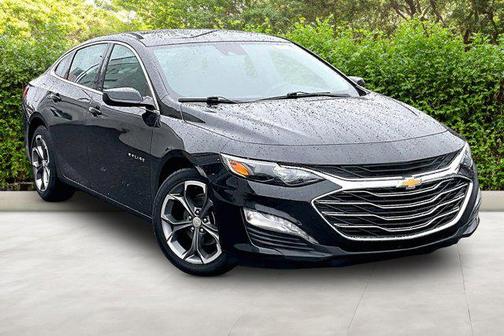 Mosaic Black Metallic 2024 Chevrolet Malibu FWD 1LT