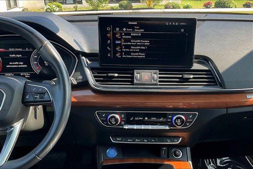 2021 Audi Q5 45 Prestige