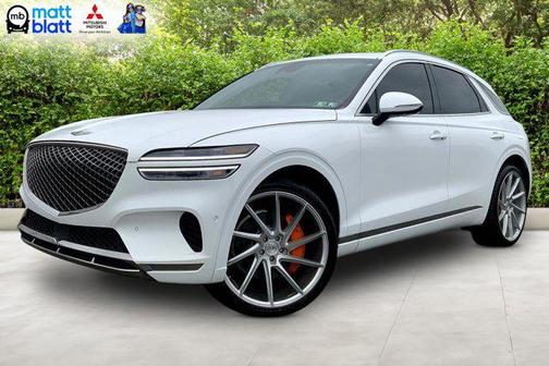 Alta White 2023 Genesis GV70 2.5T AWD