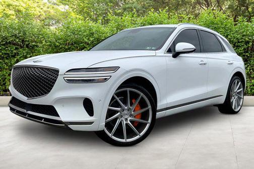 Alta White 2023 Genesis GV70 2.5T AWD