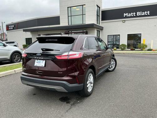 2022 Ford Edge SEL