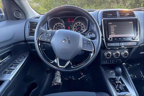 Mercury Gray Metallic 2022 Mitsubishi Outlander Sport SE