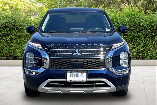 Cosmic Blue Metallic 2024 Mitsubishi Outlander SE S-AWC
