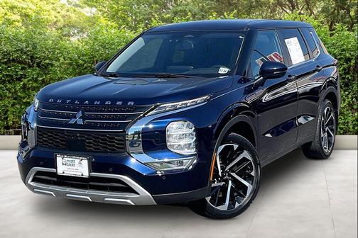 Cosmic Blue Metallic 2024 Mitsubishi Outlander SE S-AWC
