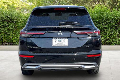 Black Diamond 2026 Mitsubishi Outlander SE 1.5T 2WD