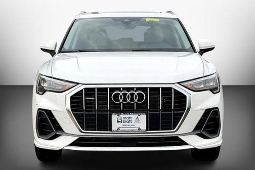 2022 Audi Q3 45 S line Premium