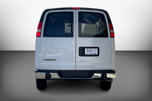 2022 Chevrolet Express 2500 RWD 2500 Regular Wheelbase WT