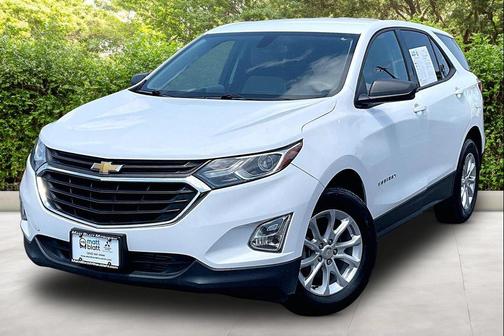 Summit White 2019 Chevrolet Equinox LS