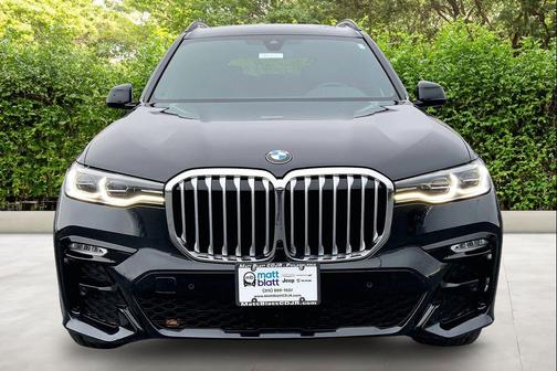 Black Sapphire Metallic 2022 BMW X7 xDrive40i
