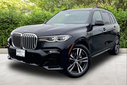 Black Sapphire Metallic 2022 BMW X7 xDrive40i