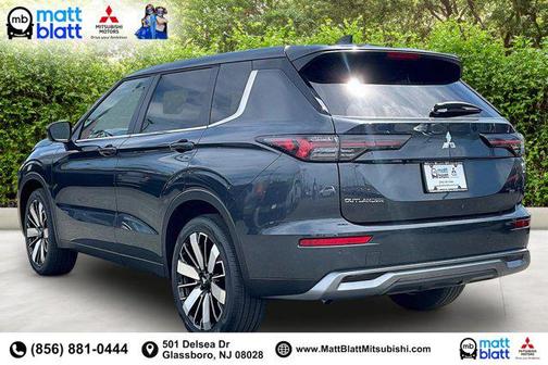 Graphite Gray 2026 Mitsubishi Outlander SE 1.5T 2WD