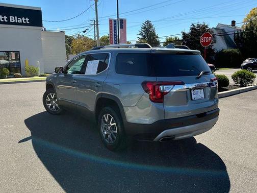 2023 GMC Acadia FWD SLT