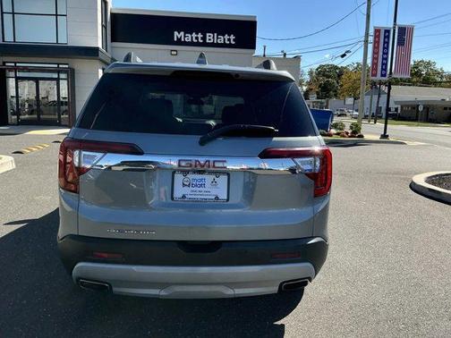 2023 GMC Acadia FWD SLT