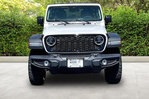 Bright White Clearcoat 2025 Jeep Wrangler Willys