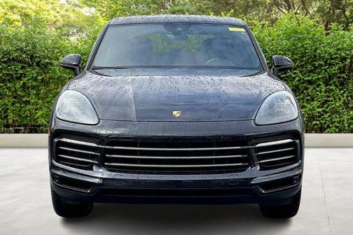 Black 2022 Porsche Cayenne Platinum Edition
