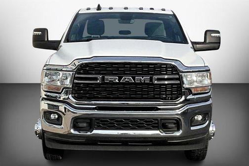 Bright White Clearcoat 2024 RAM 3500 Big Horn Crew Cab 4x4 8' Box