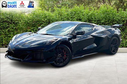 Carbon Flash Metallic 2023 Chevrolet Corvette Z06