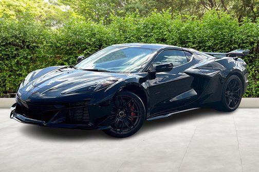 Carbon Flash Metallic 2023 Chevrolet Corvette Z06